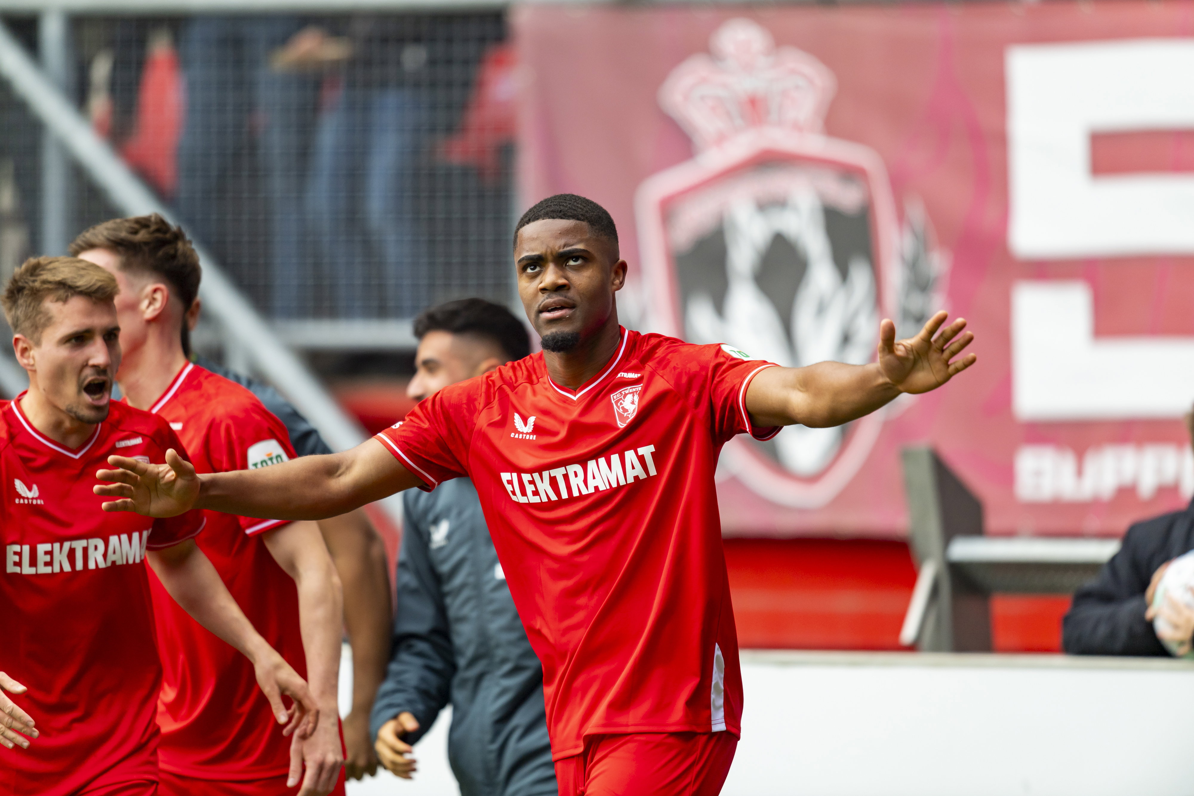 Myron Boadu scoort tegen Heracles