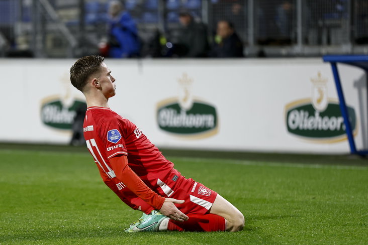 Daan Rots scoort tegen Heerenveen