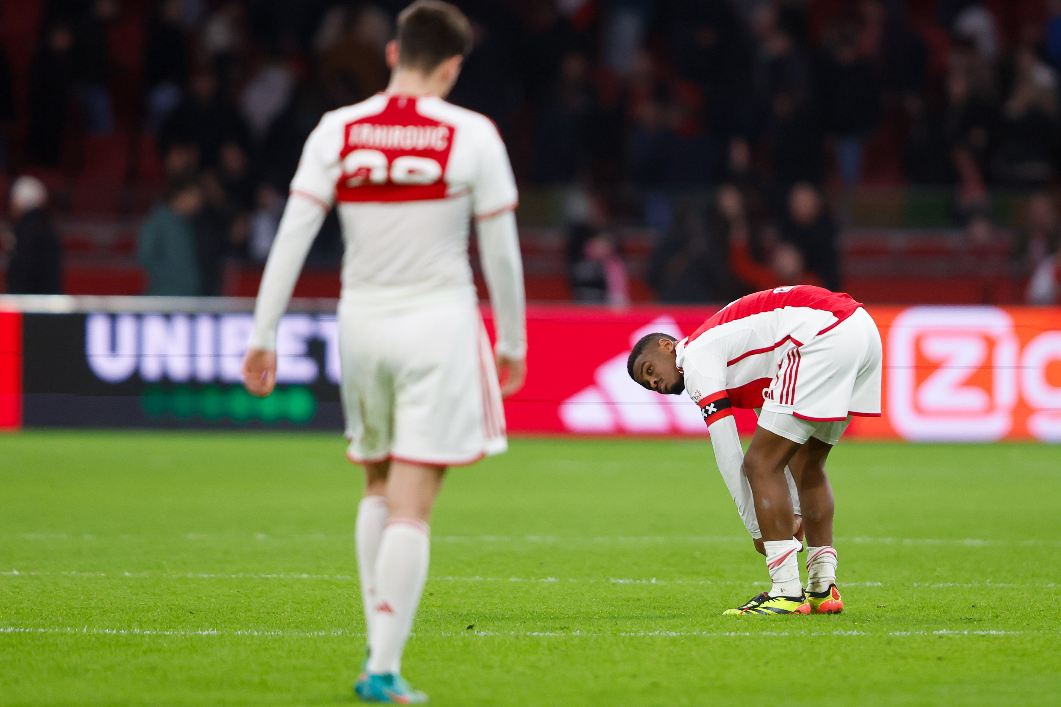 Ajax baalt na gelijkmaker Go Ahead Eagles