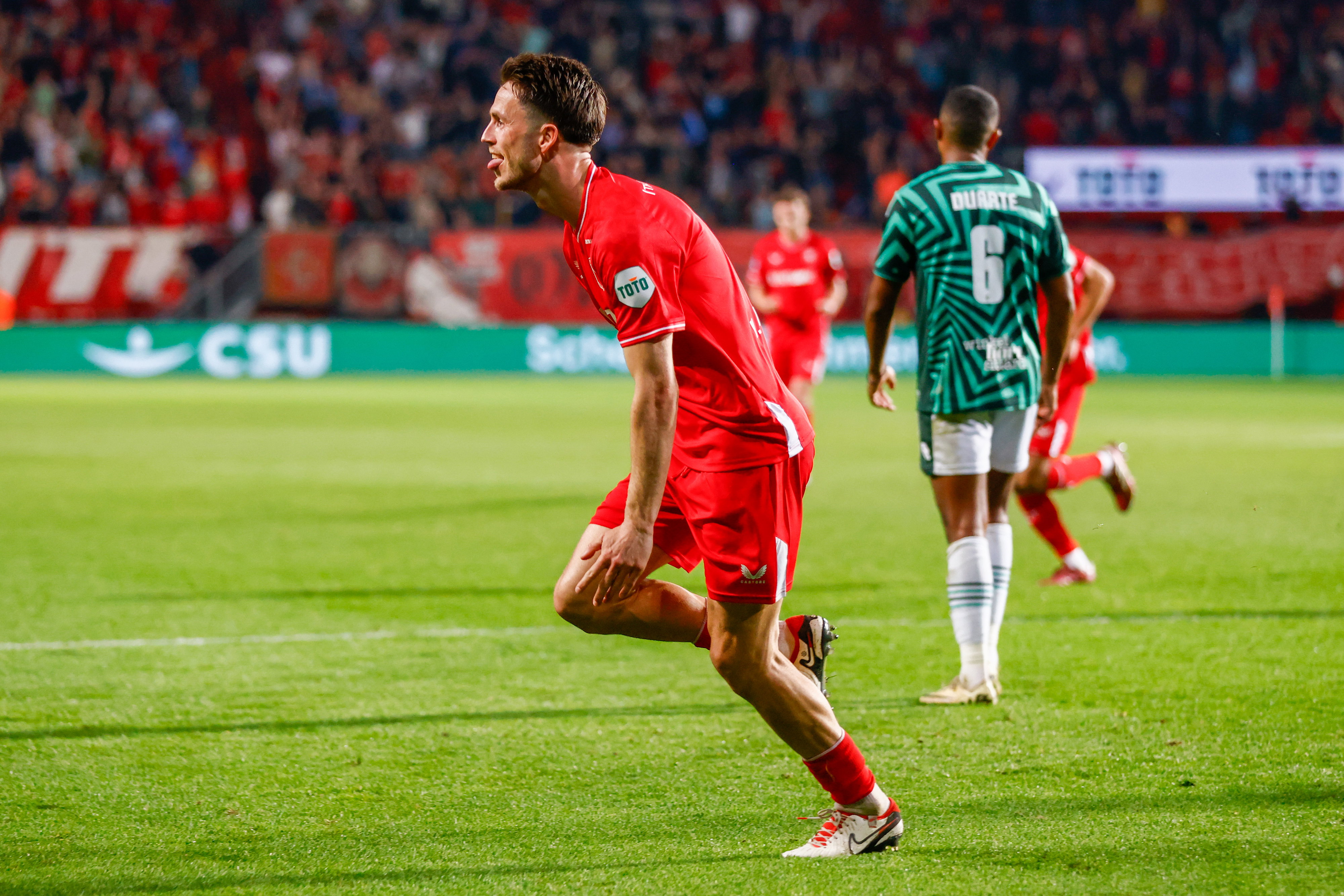 Ricly van Wolfswinkel na de 1-0 tegen Fortuna Sittard