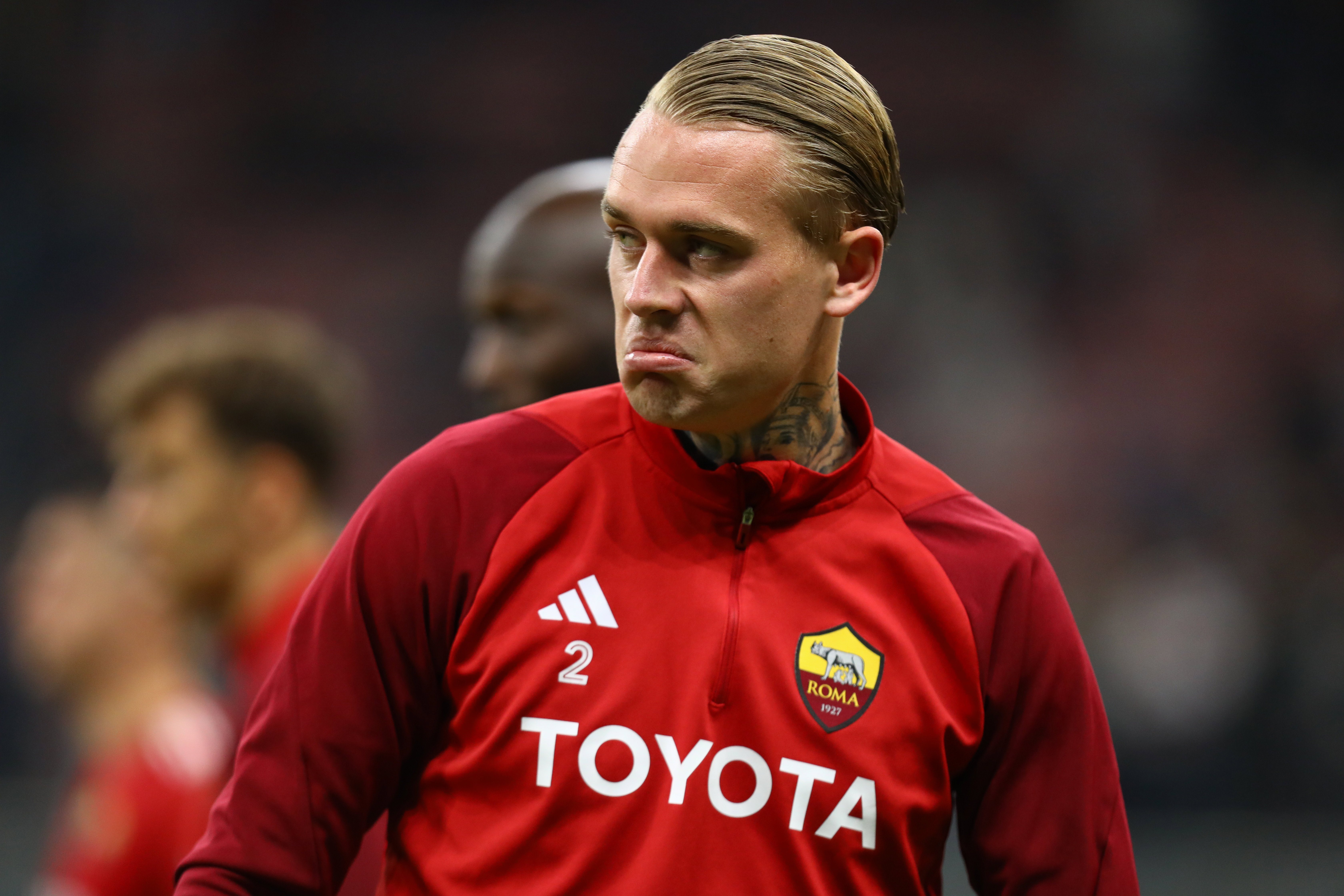Rick Karsdorp namens AS Roma