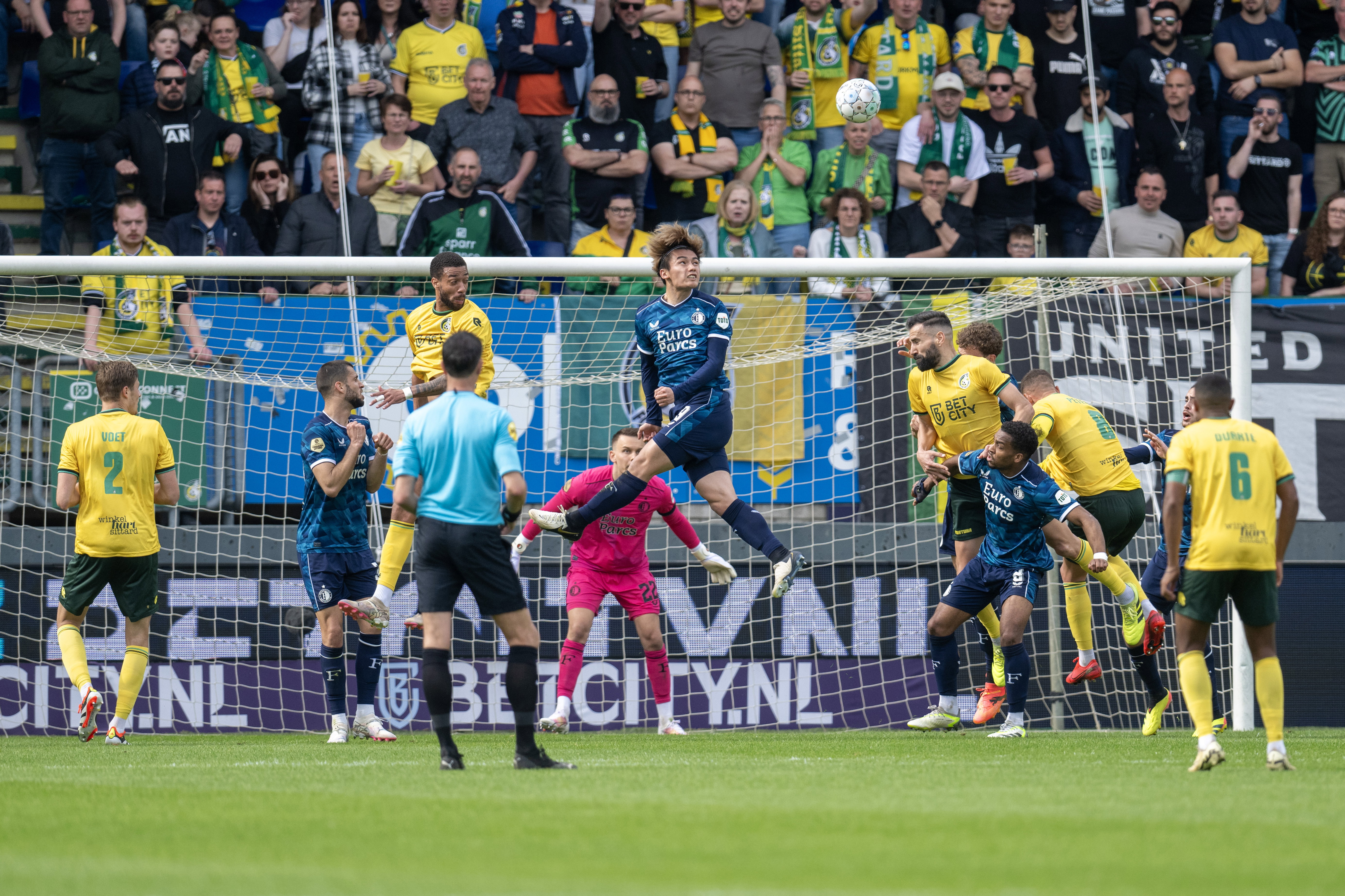 Fortuna Sittard - Feyenoord op 14 april 2024