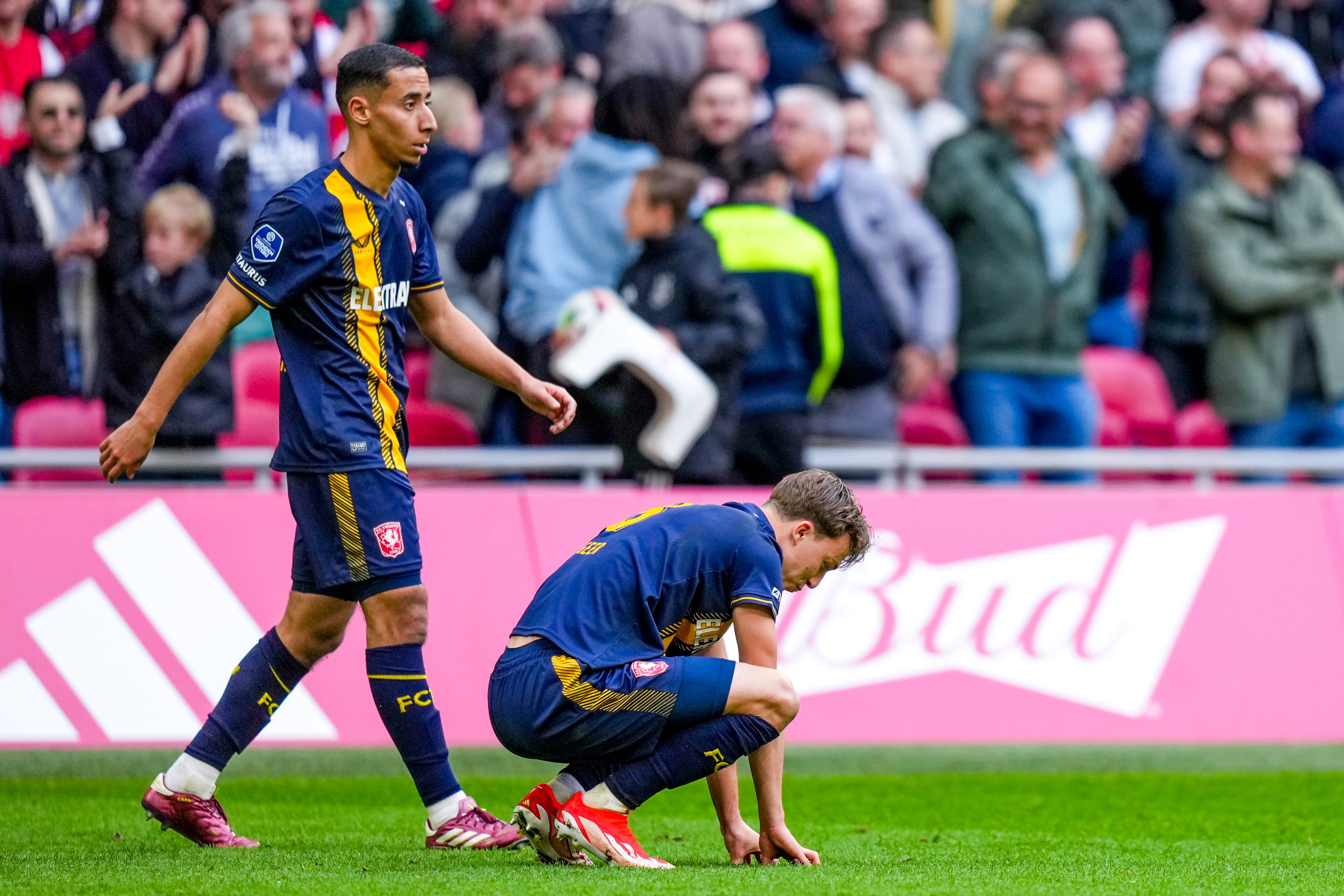 FC Twente baalt