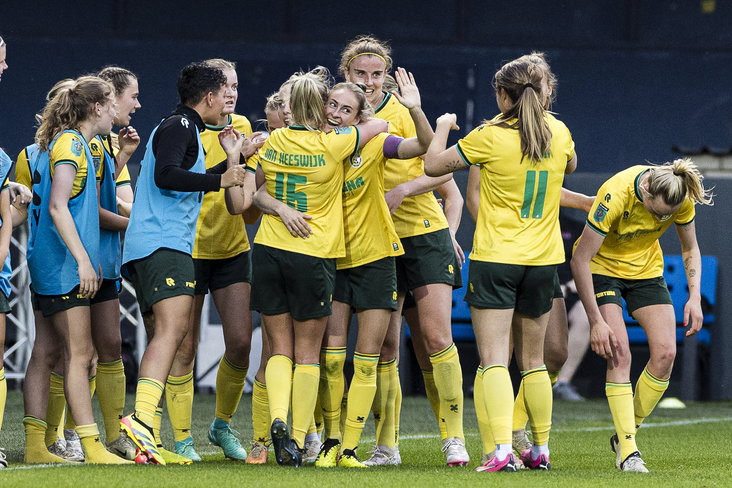 Fortuna Sittard juicht na een doelpunt
