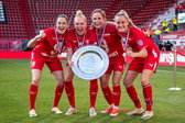 Wieke Kaptein, Caitlin Dijkstra, Marisa Olislagers en Danique Kerkdijk