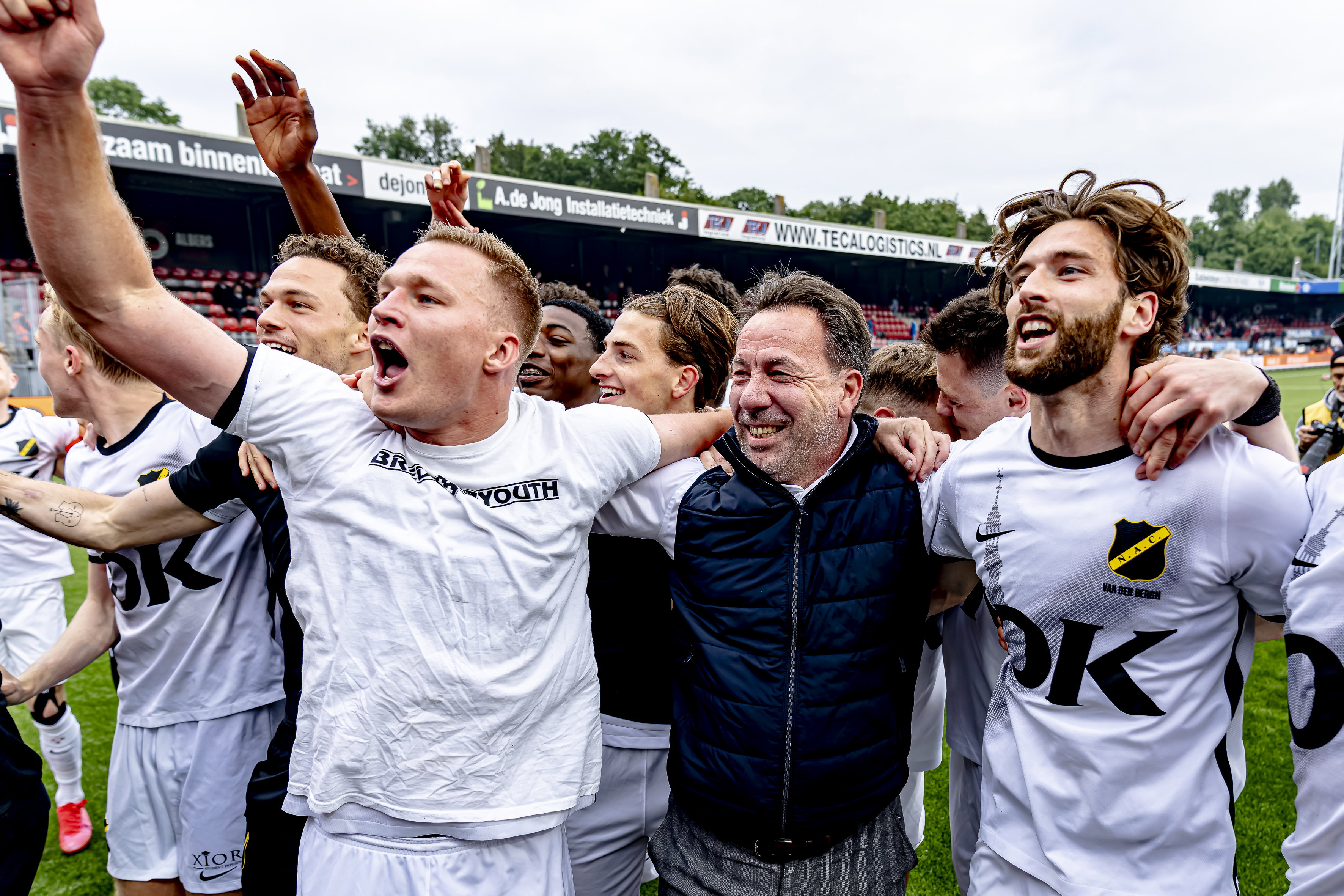 Jean-Paul van Gastel viert feest met Boy Kemper en Jan Van den Bergh