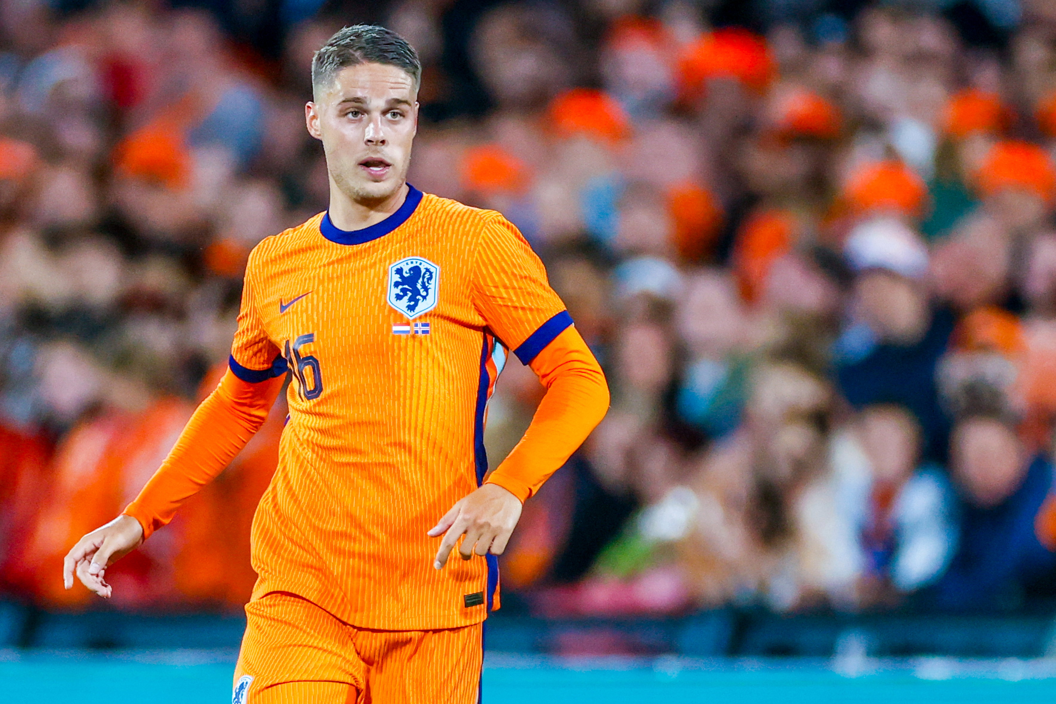 Joey Veerman in actie voor Oranje