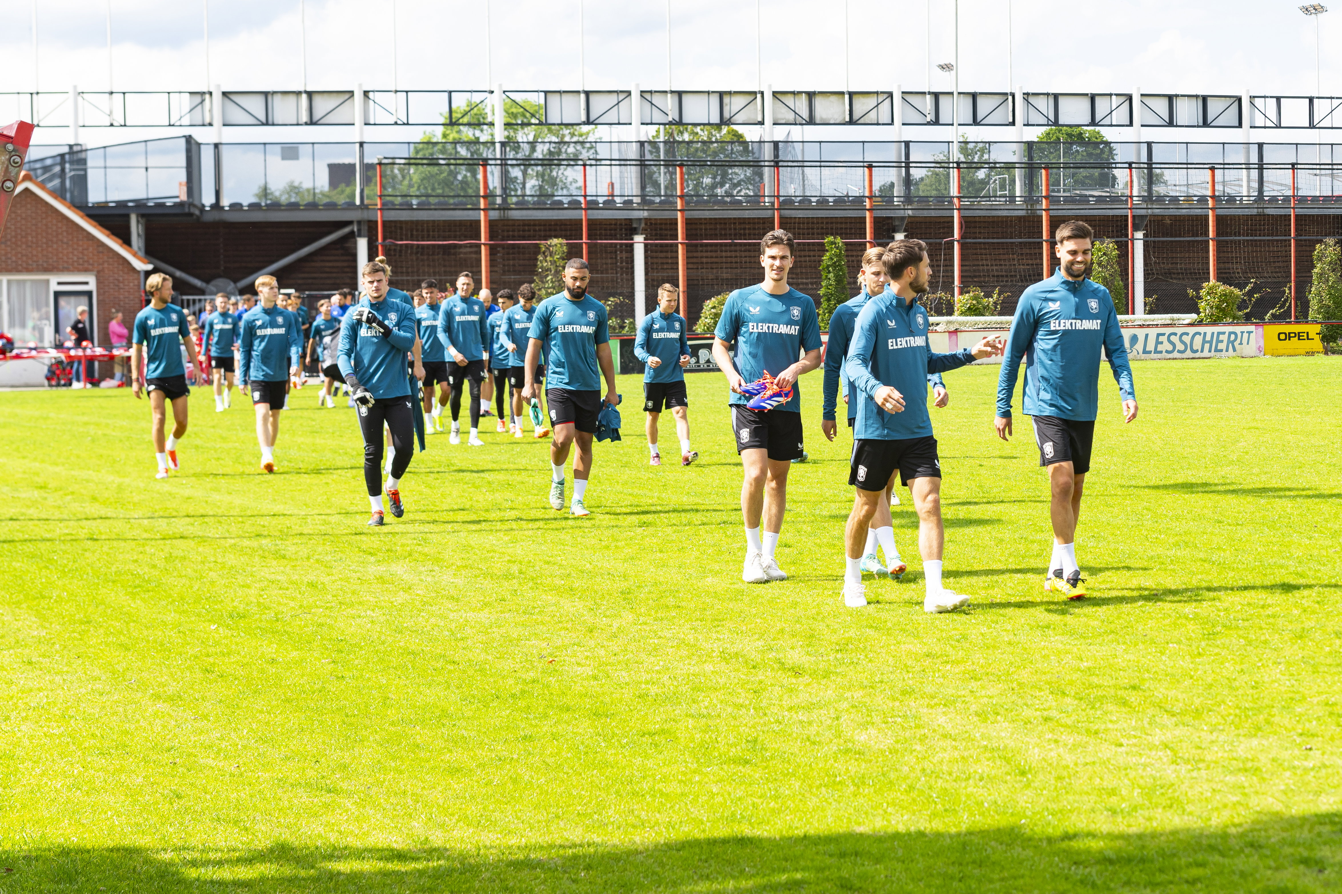 FC Twente staat weer op het trainingsveld