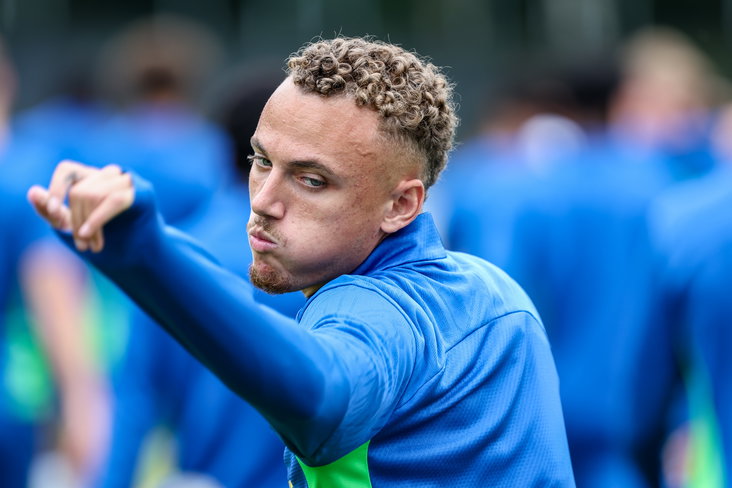 Noa Lang op de training van PSV