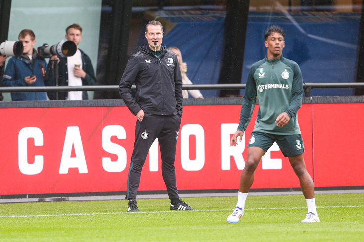 Brian Priske op de training bij Feyenoord