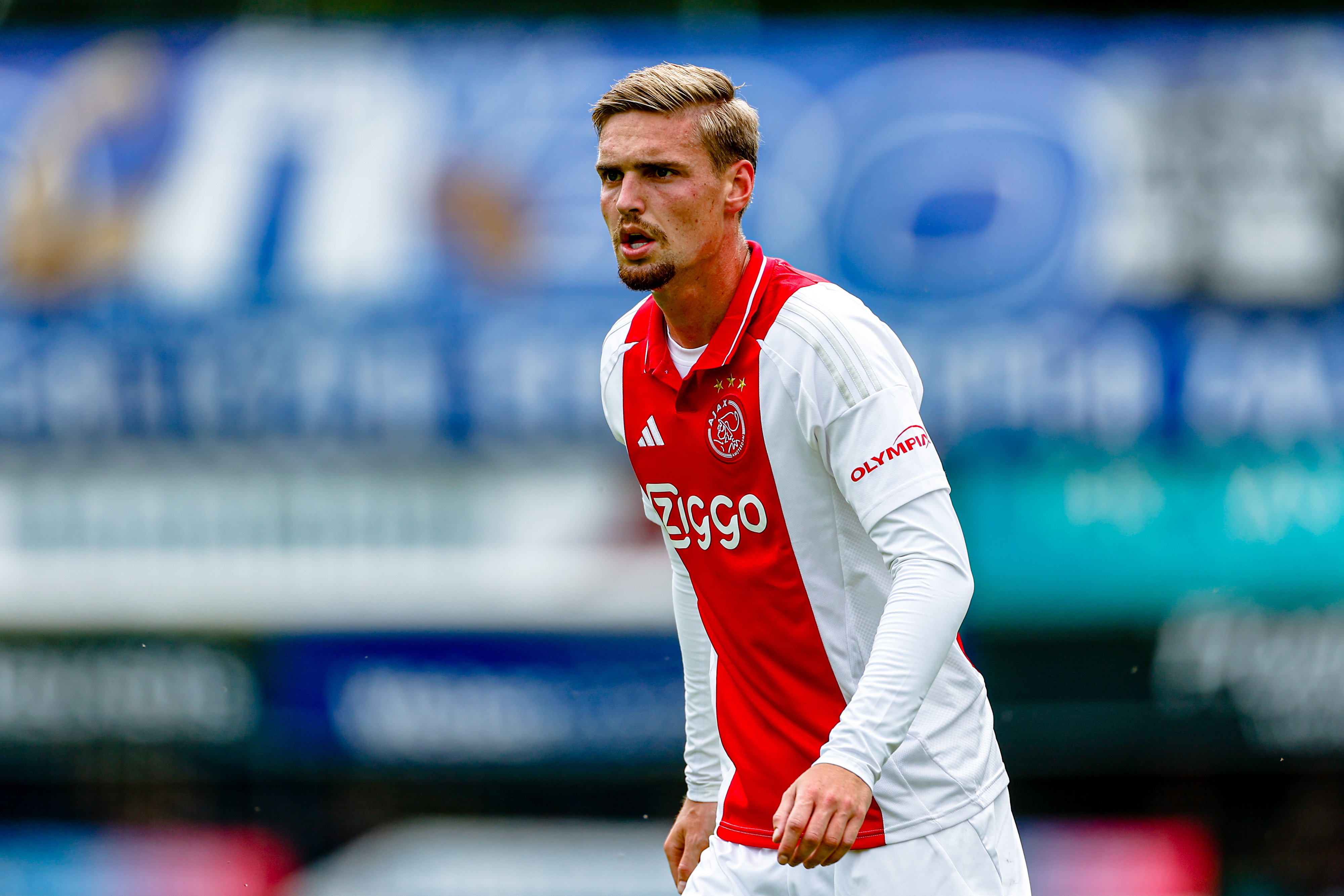 Kenneth Taylor tijdens de voorbereiding met Ajax