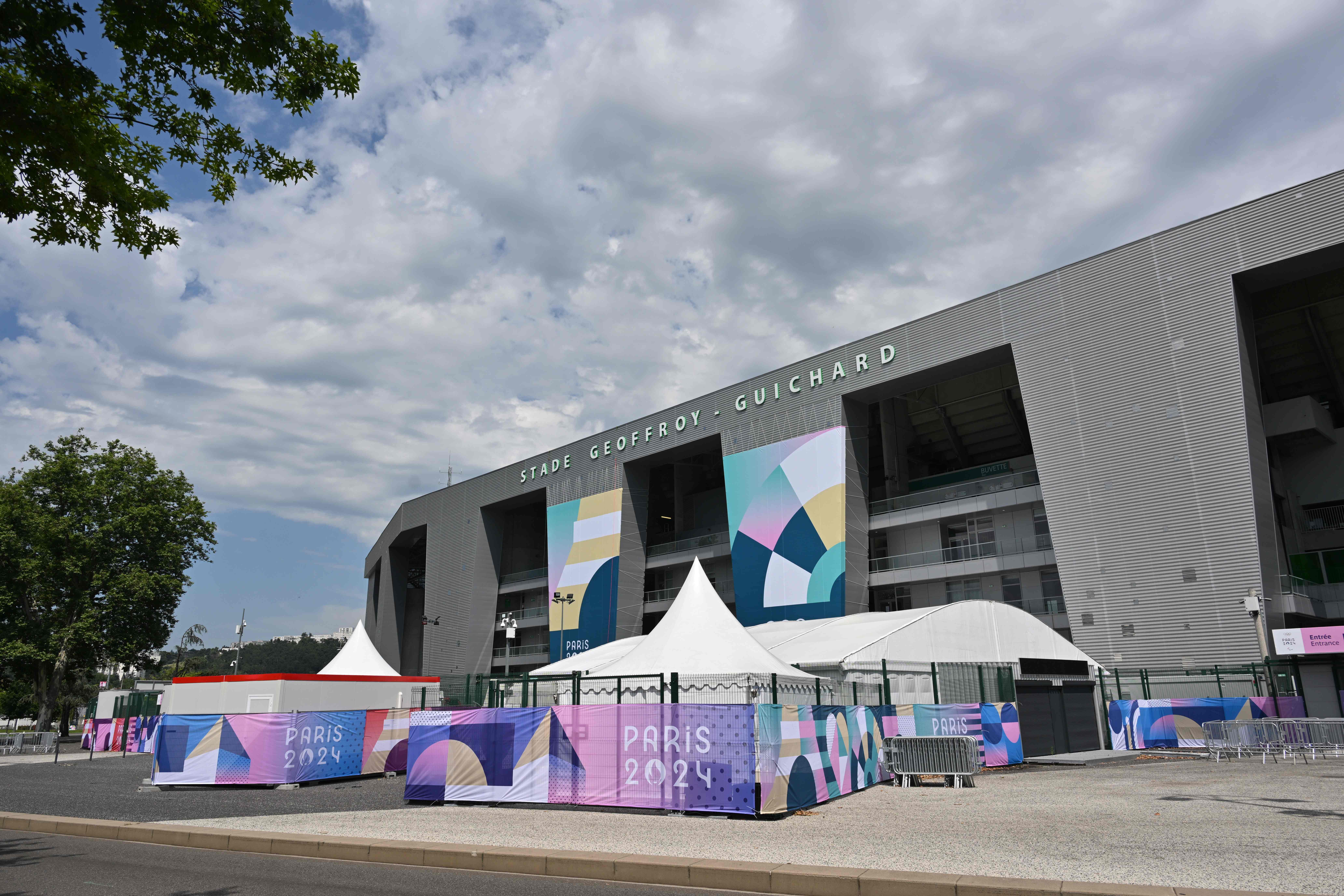 Het stadion van Saint-Étienne voor de Olympische Spelen