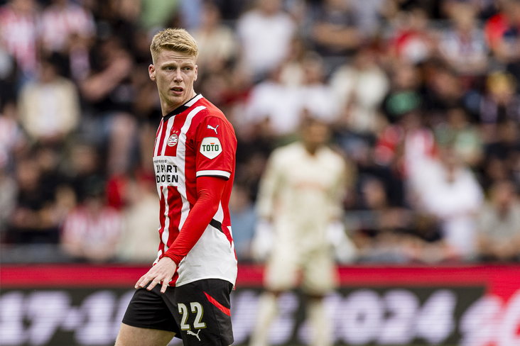 Jerdy Schouten tegen Valencia CF