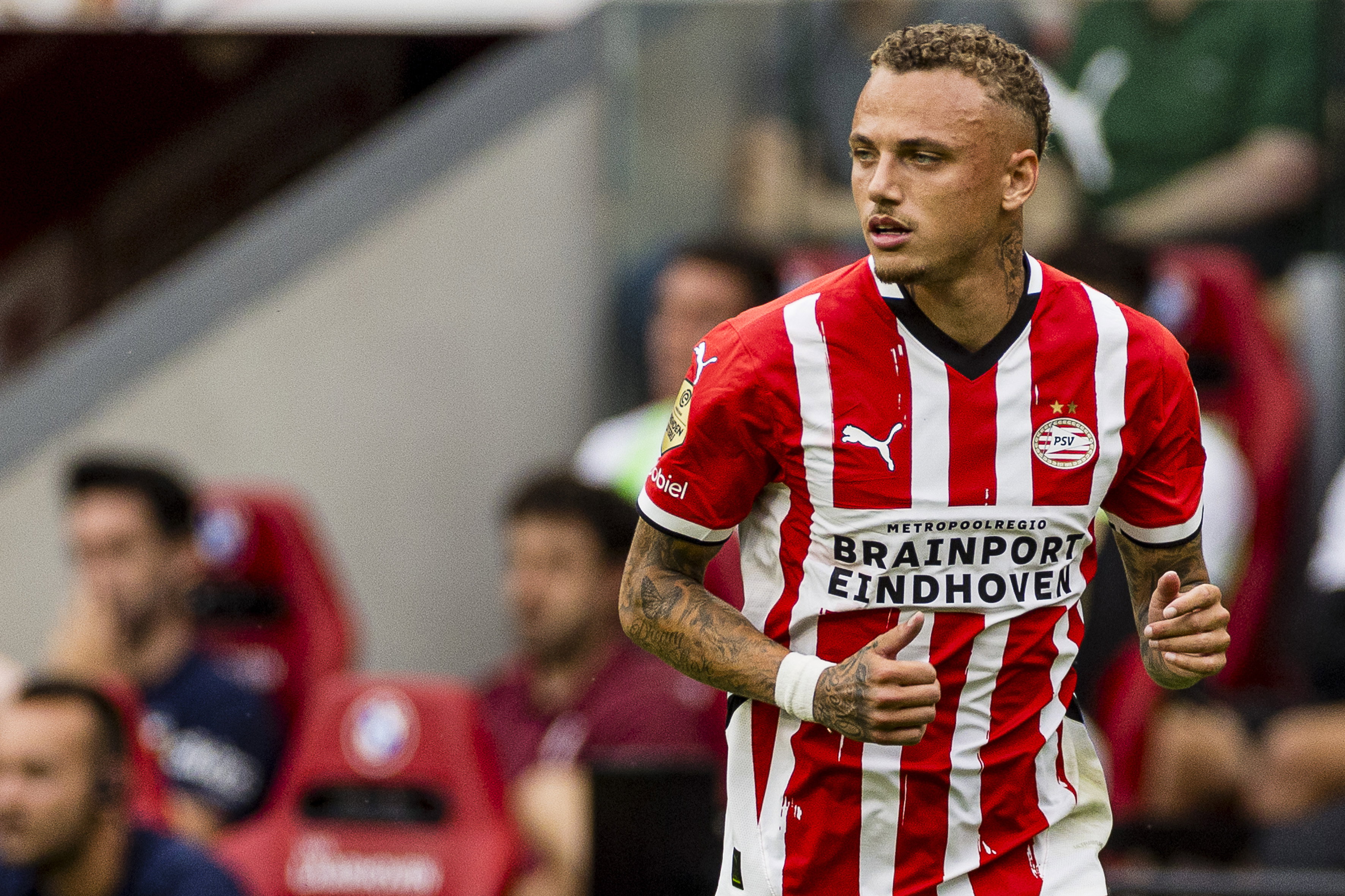 Noa Lang tegen Valencia