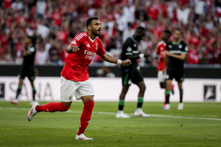 Benfica scoort, Feyenoord baalt op de achtergrond
