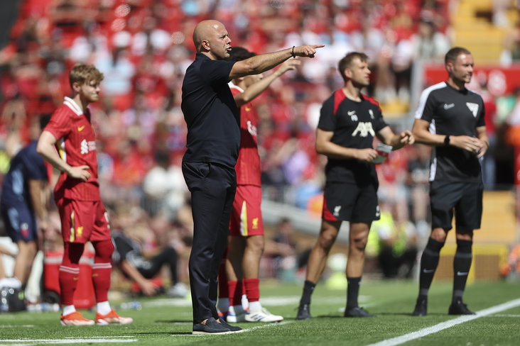 Arne Slot tegen Ipswich Town