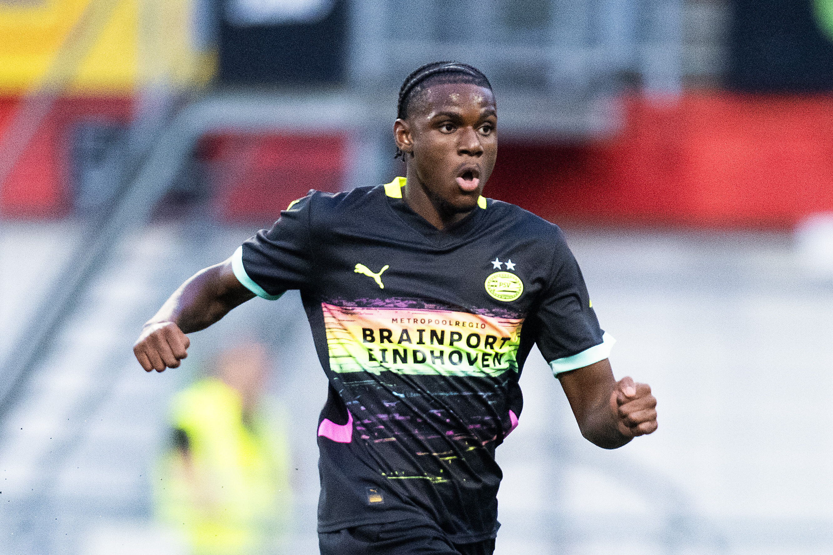 Madi Monamay tegen MVV