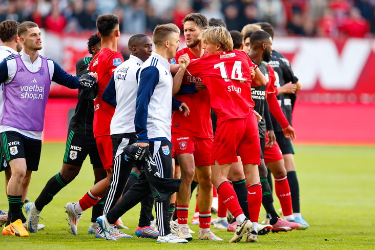Opstootje na FC Twente - PEC Zwolle