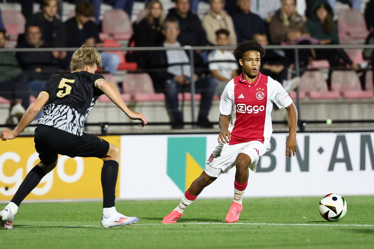 Gerald Alders namens Jong Ajax