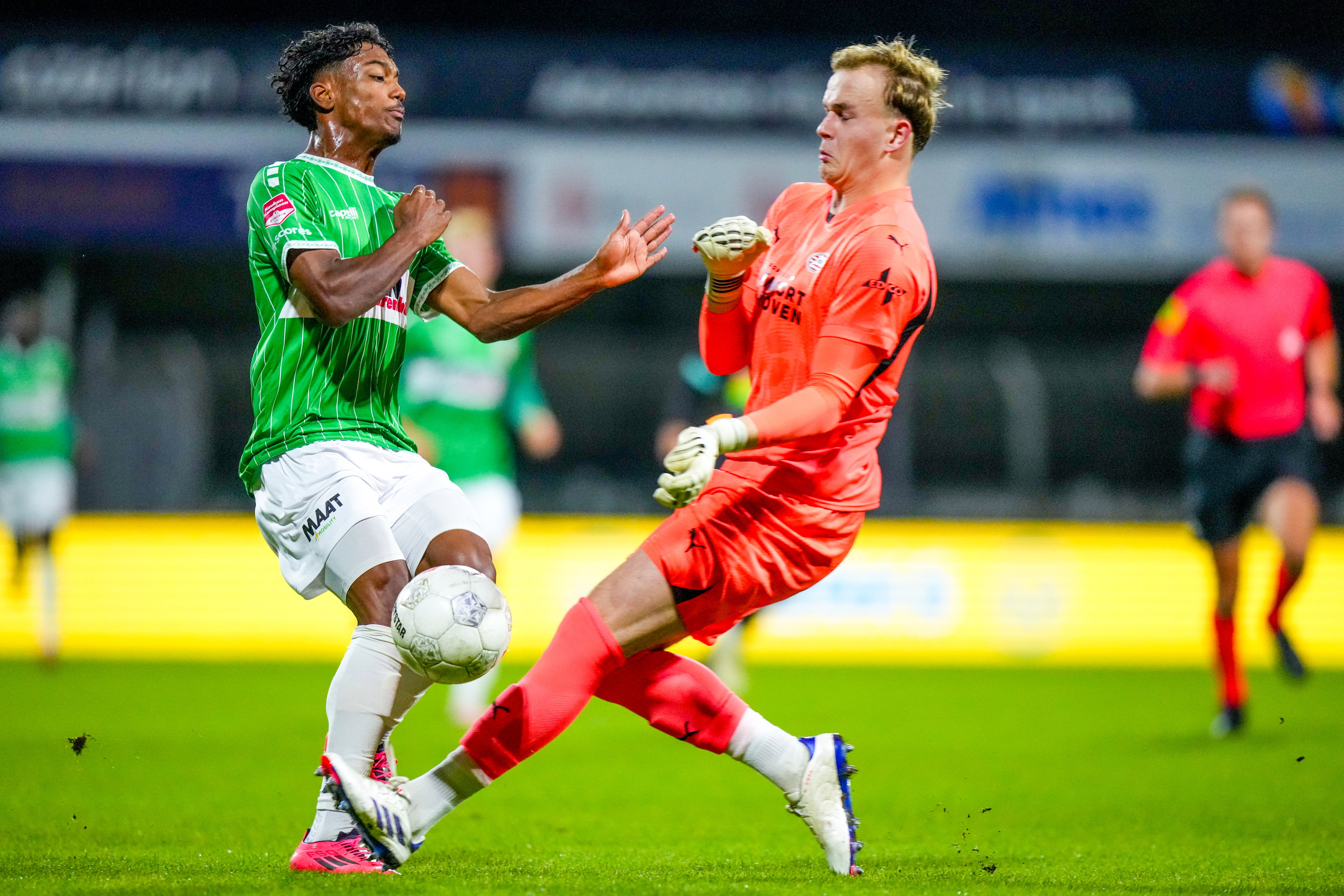 Jong PSV-doelman Niek Schiks