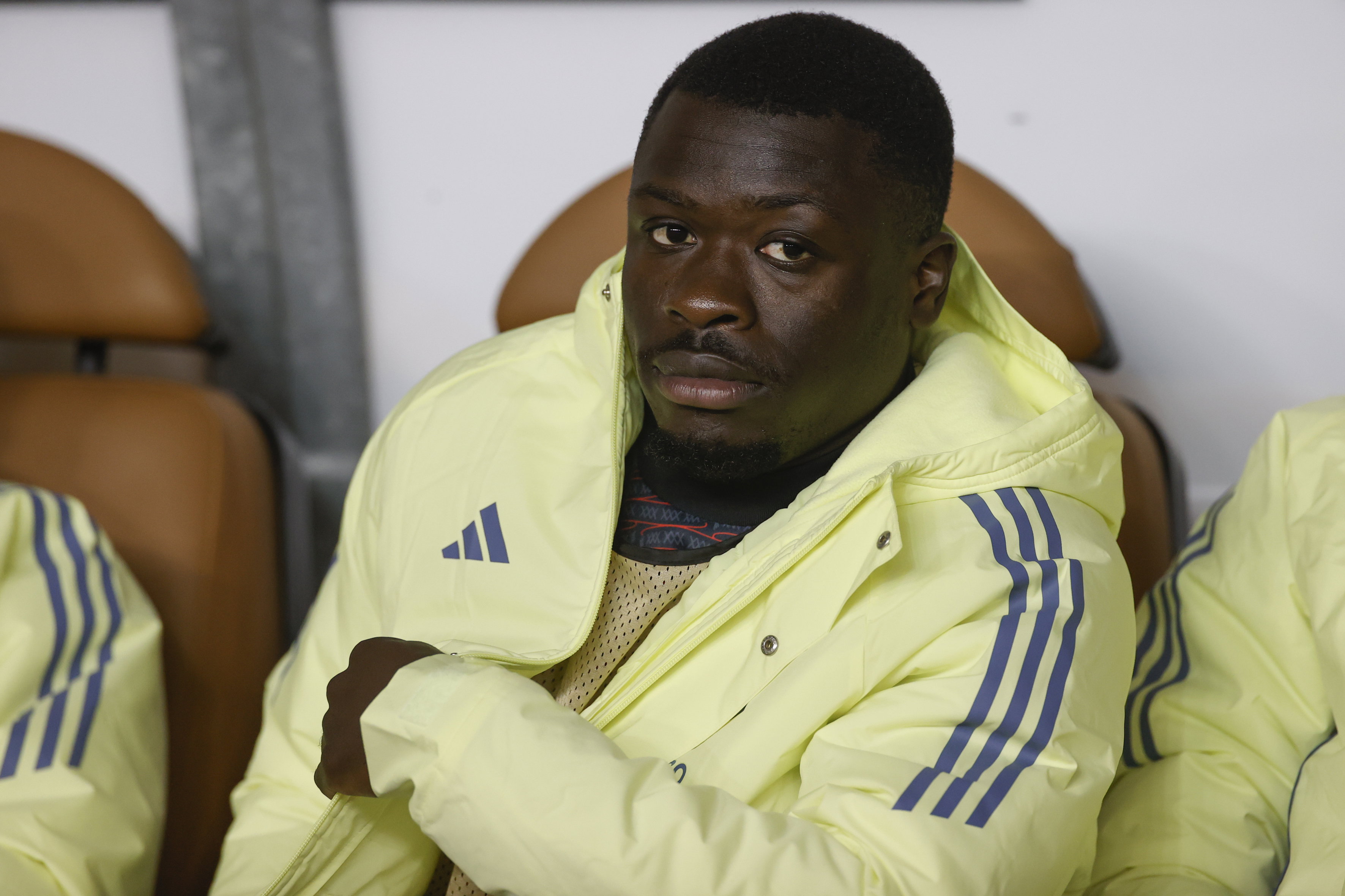 Brian Brobbey op de bank