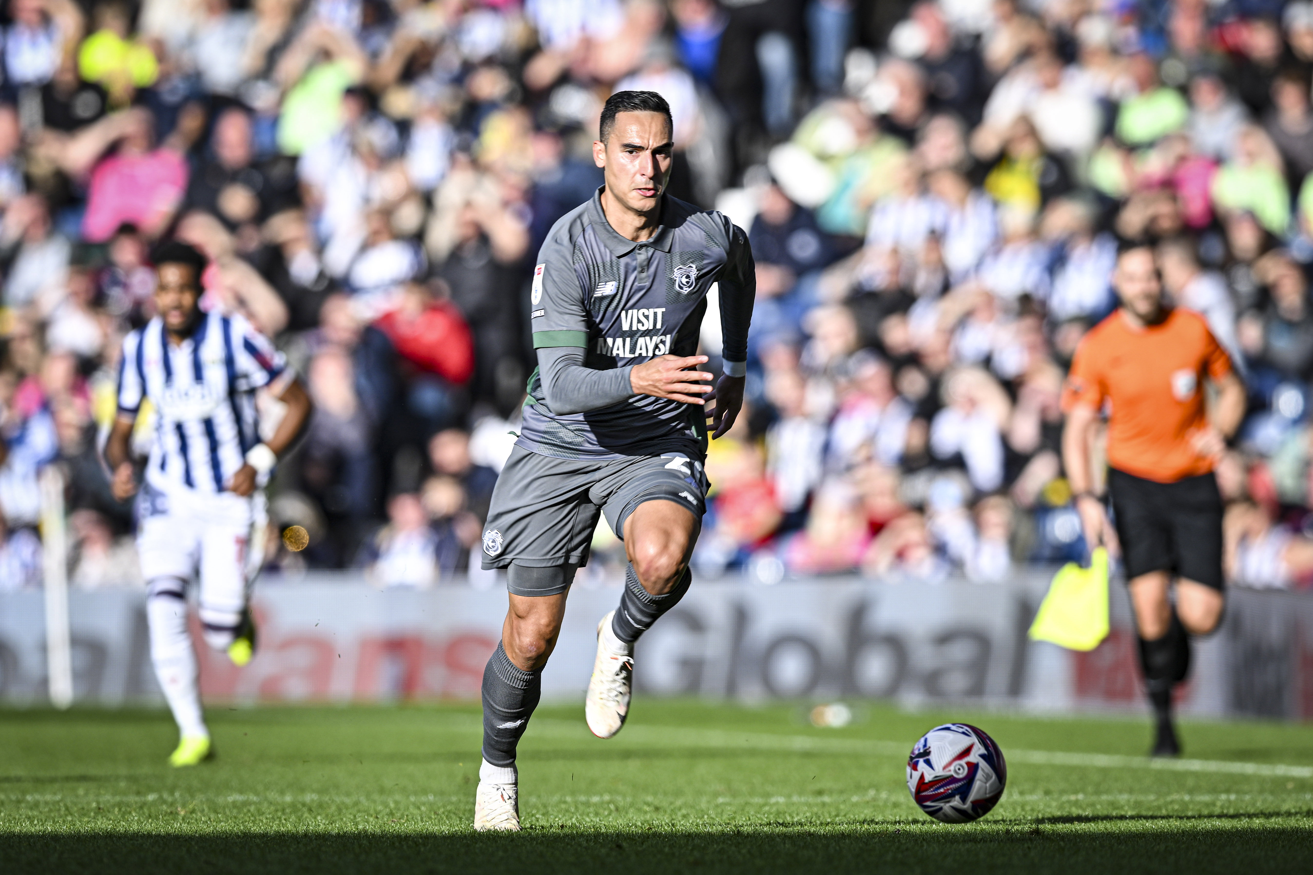 Anwar El Ghazi bij Cardiff City