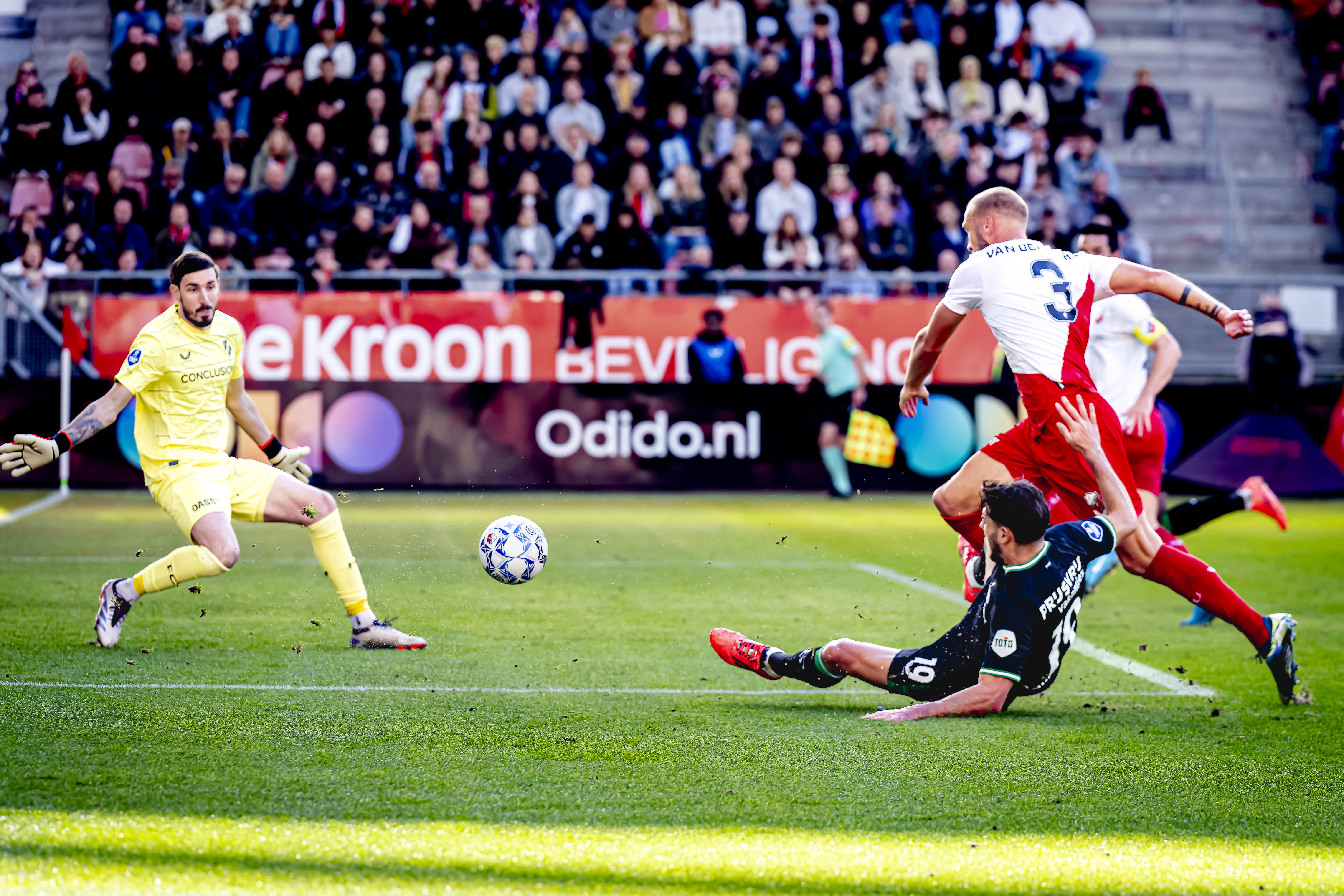 Carranza schiet op doel