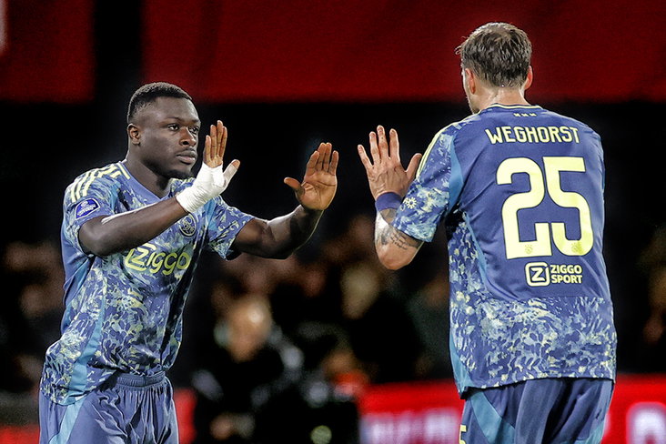 Brian Brobbey en Wout Weghorst