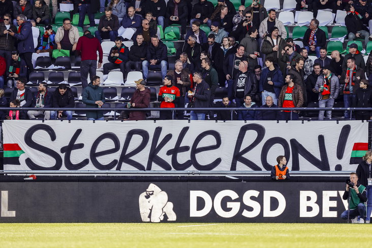 Spandoek voor Ron de Groot