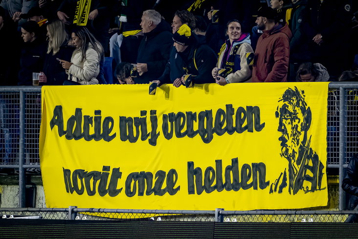 Spandoek voor Adrie van Helden