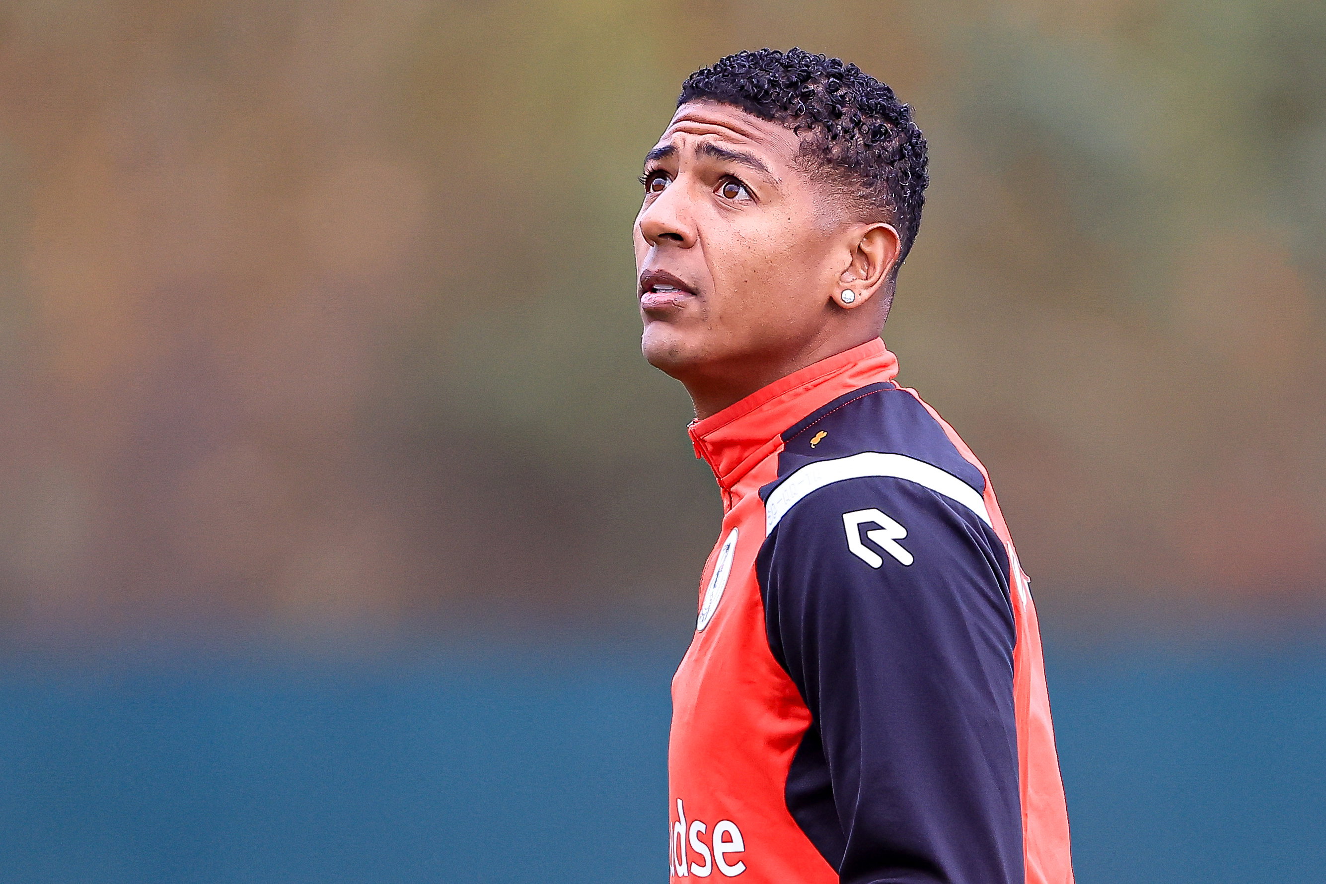 Patrick van Aanholt bij zijn eerste training van Sparta Rotterdam