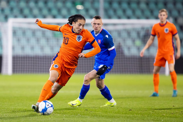 Kian Fitz-Jim in actie voor Jong Oranje