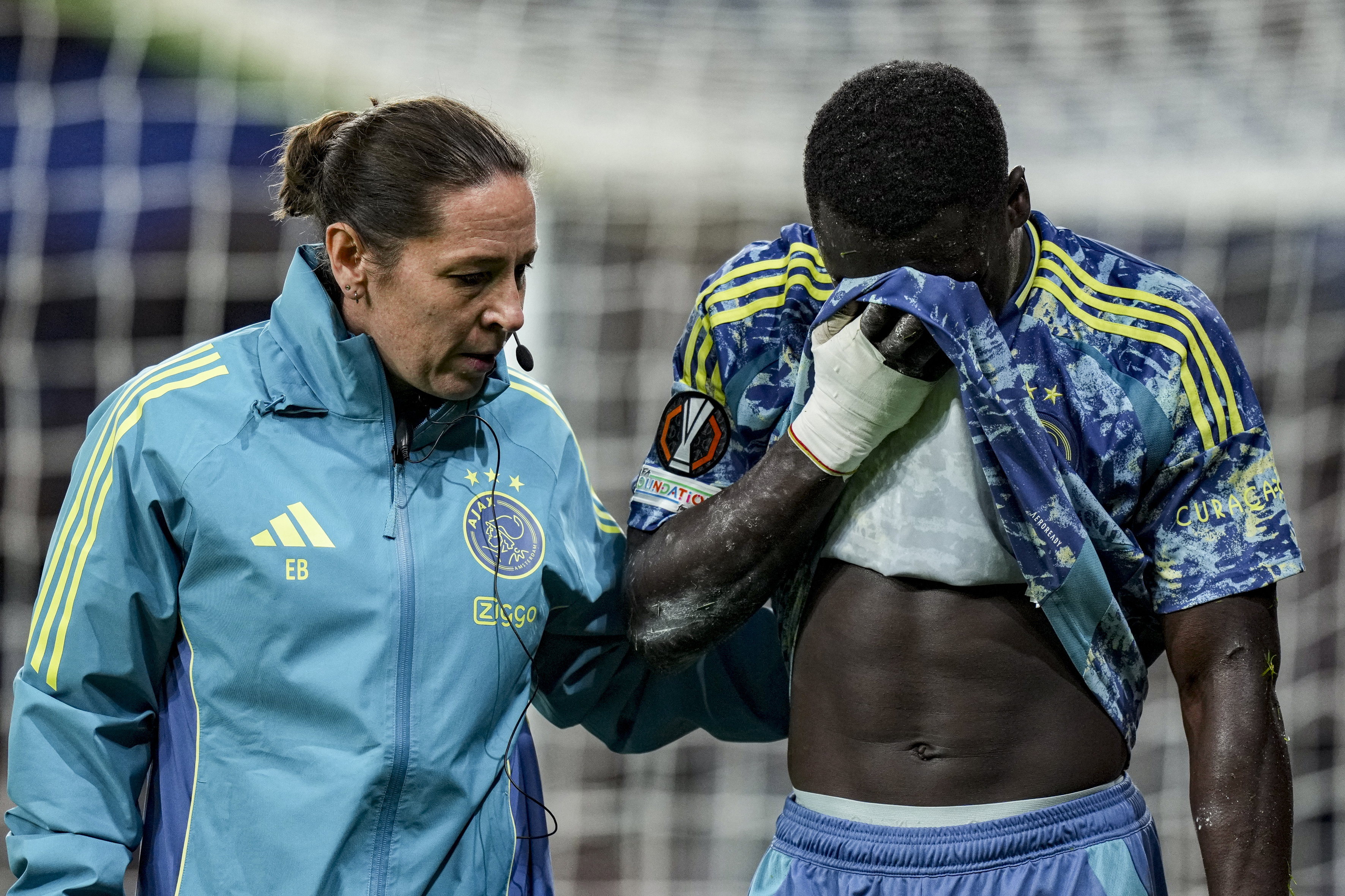 Brian Brobbey valt uit bij Ajax
