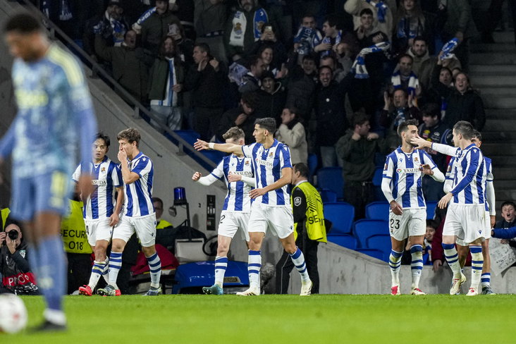 Real Sociedad viert de 2-0