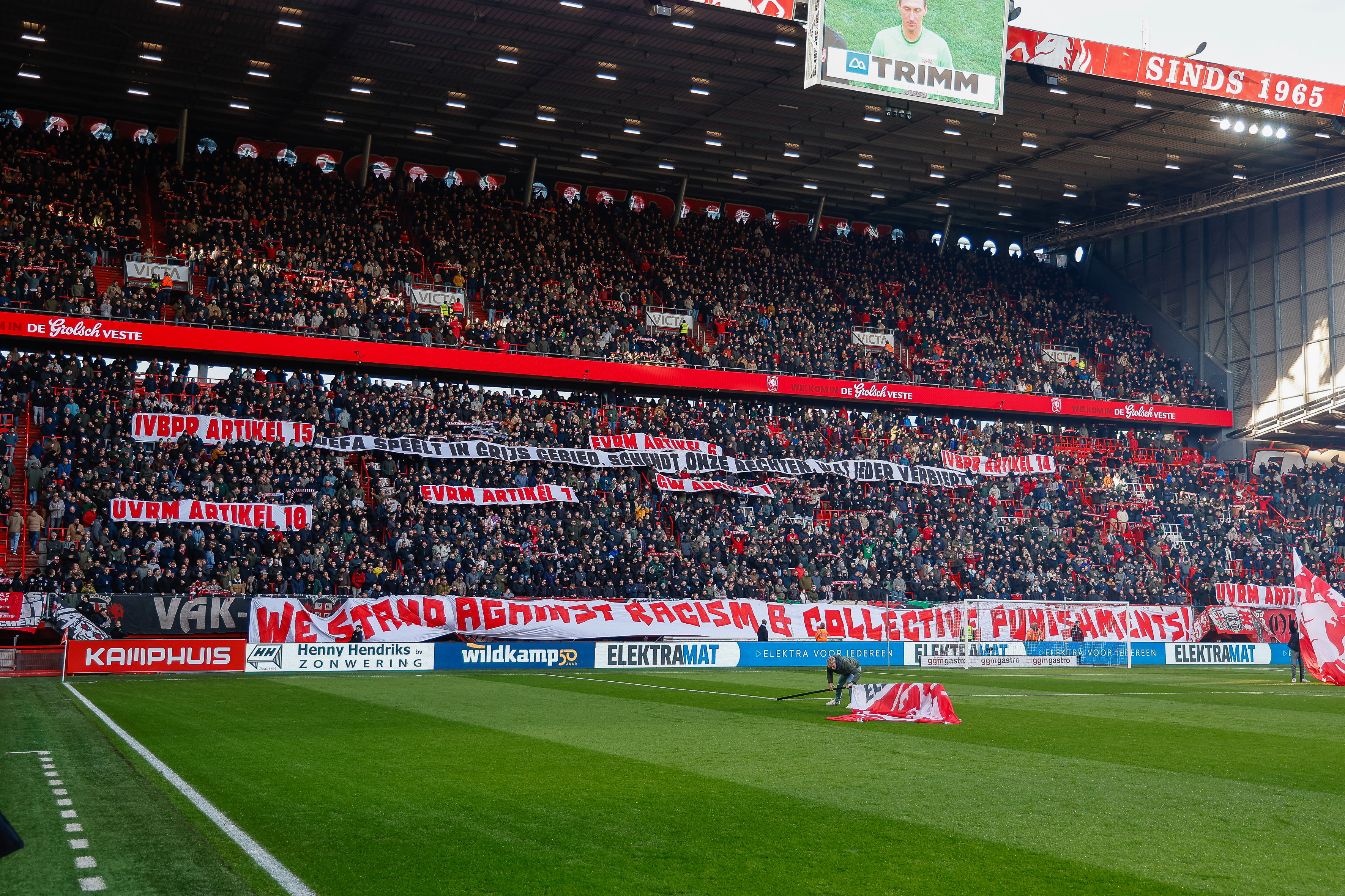 Vak-P met protestdoeken