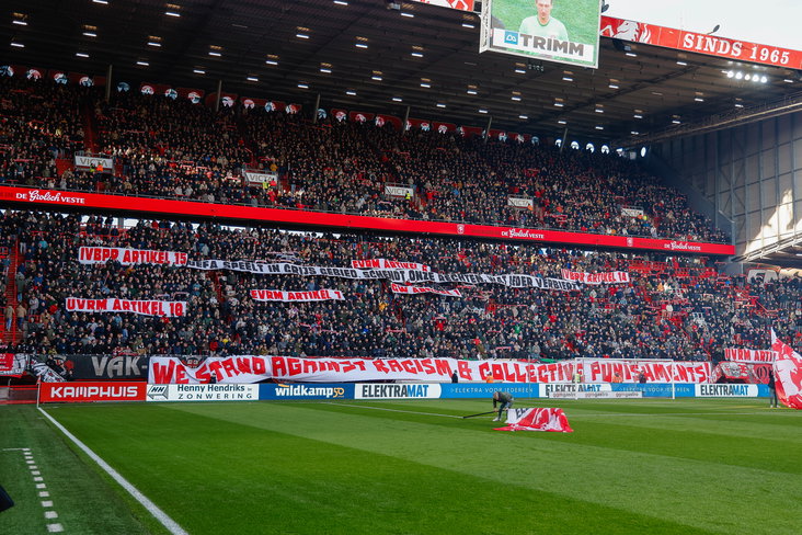 Vak-P met protestdoeken