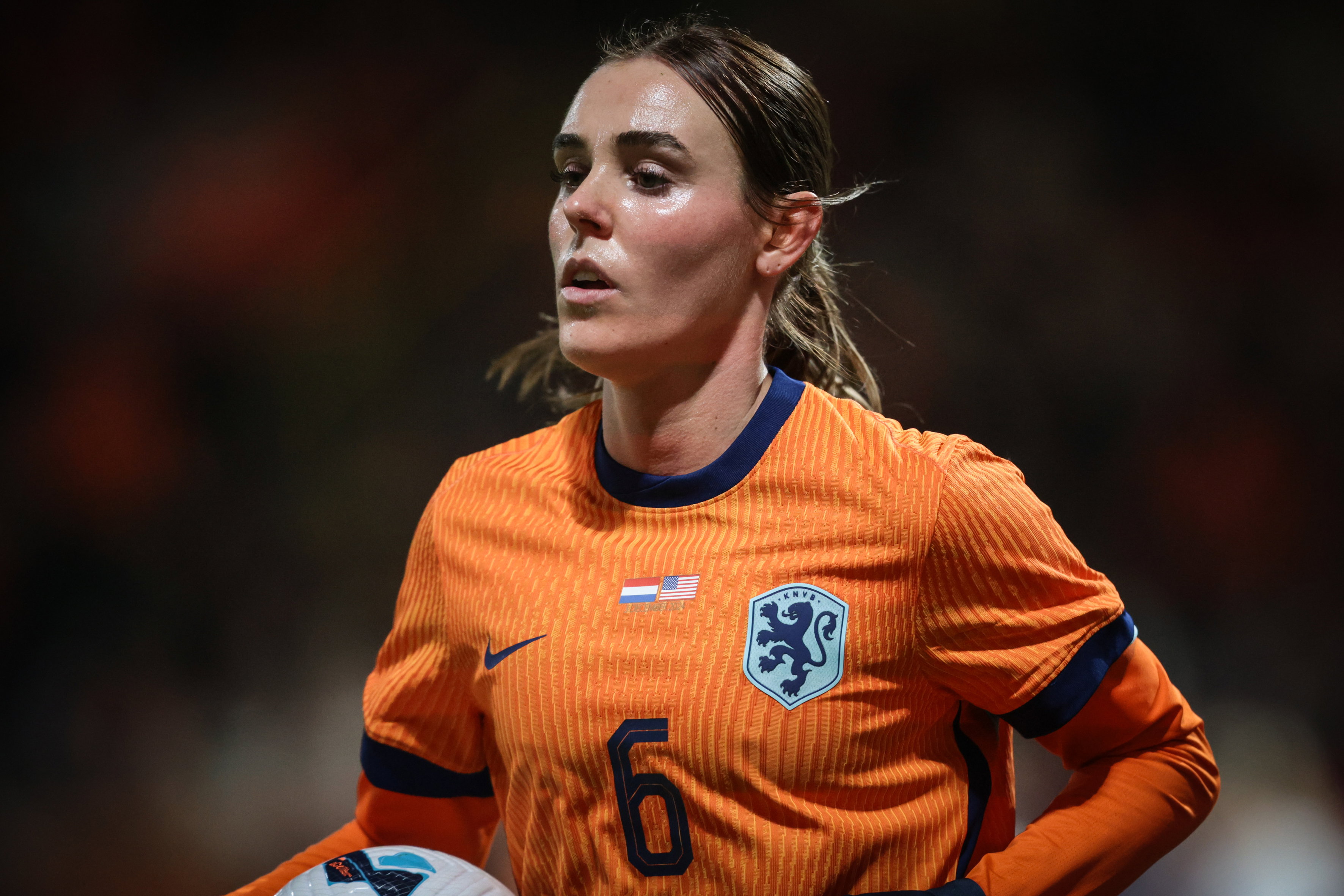 Jill Roord in actie namens de OranjeLeeuwinnen