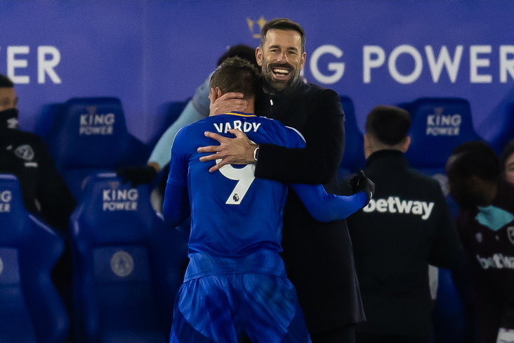 Ruud van Nistelrooij omarmt Jamie Vardy