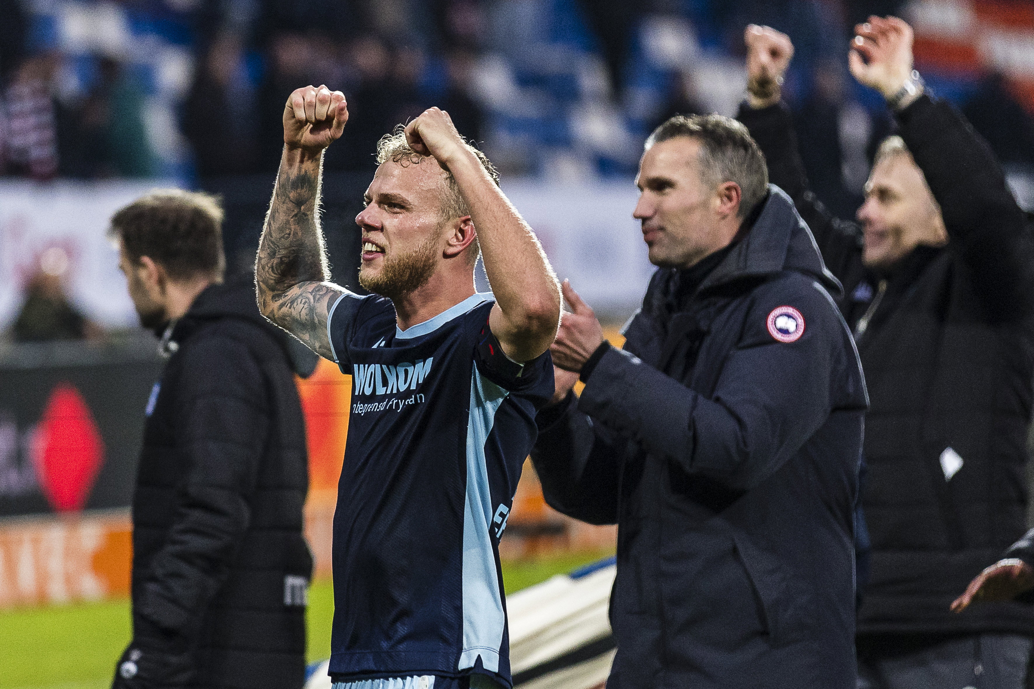 Luuk Brouwers viert de overwinning