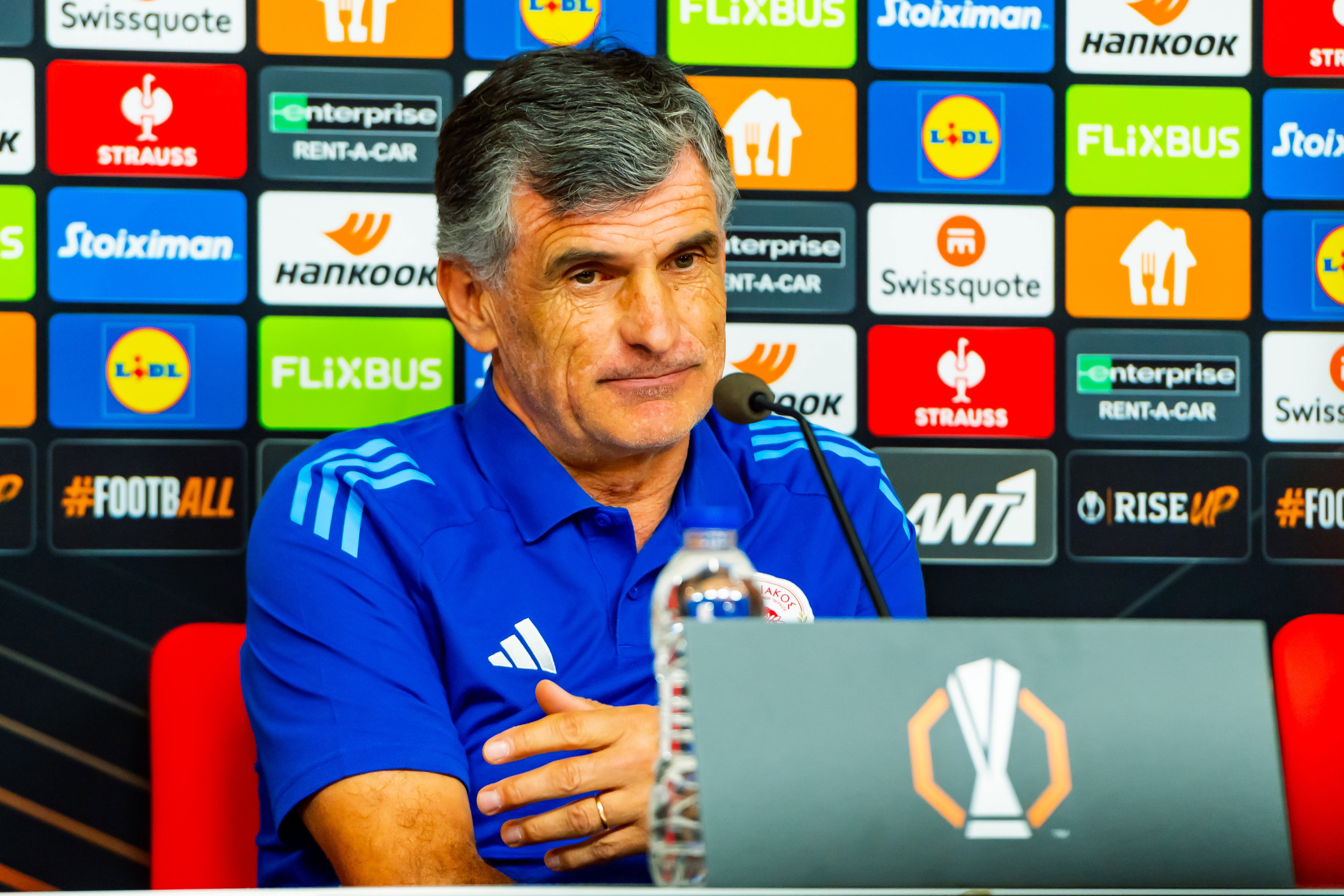 José Luis Mendilibar op de persconferentie