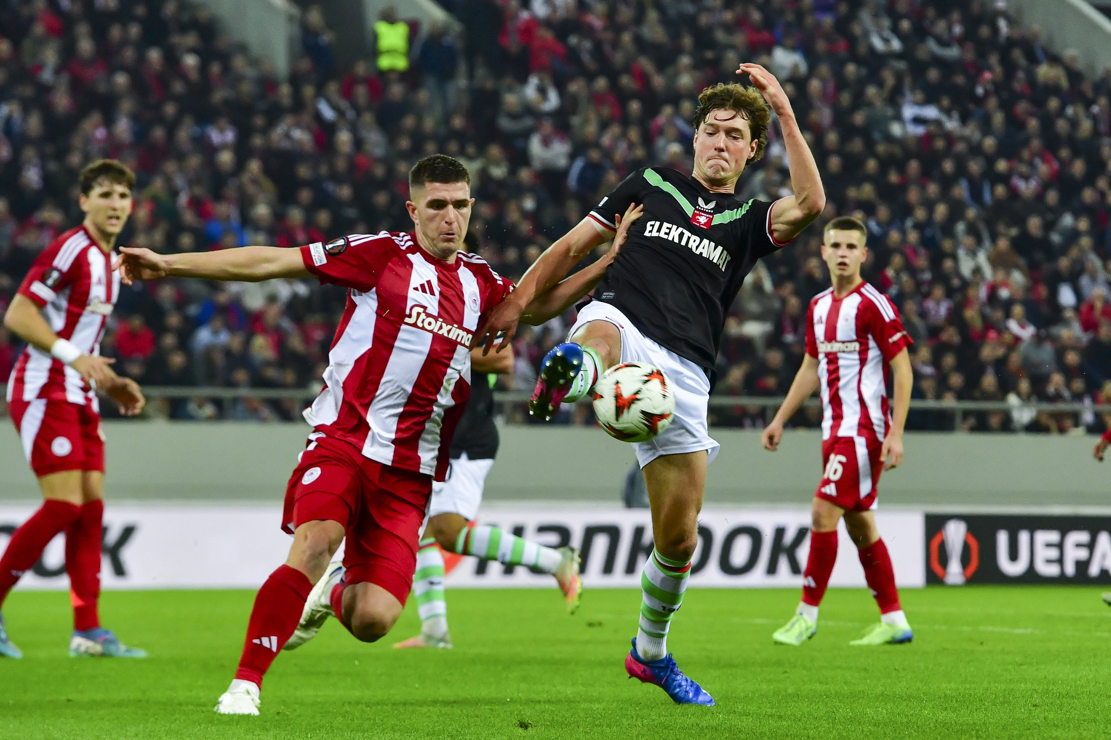 Sam Lammers tegen Olympiakos