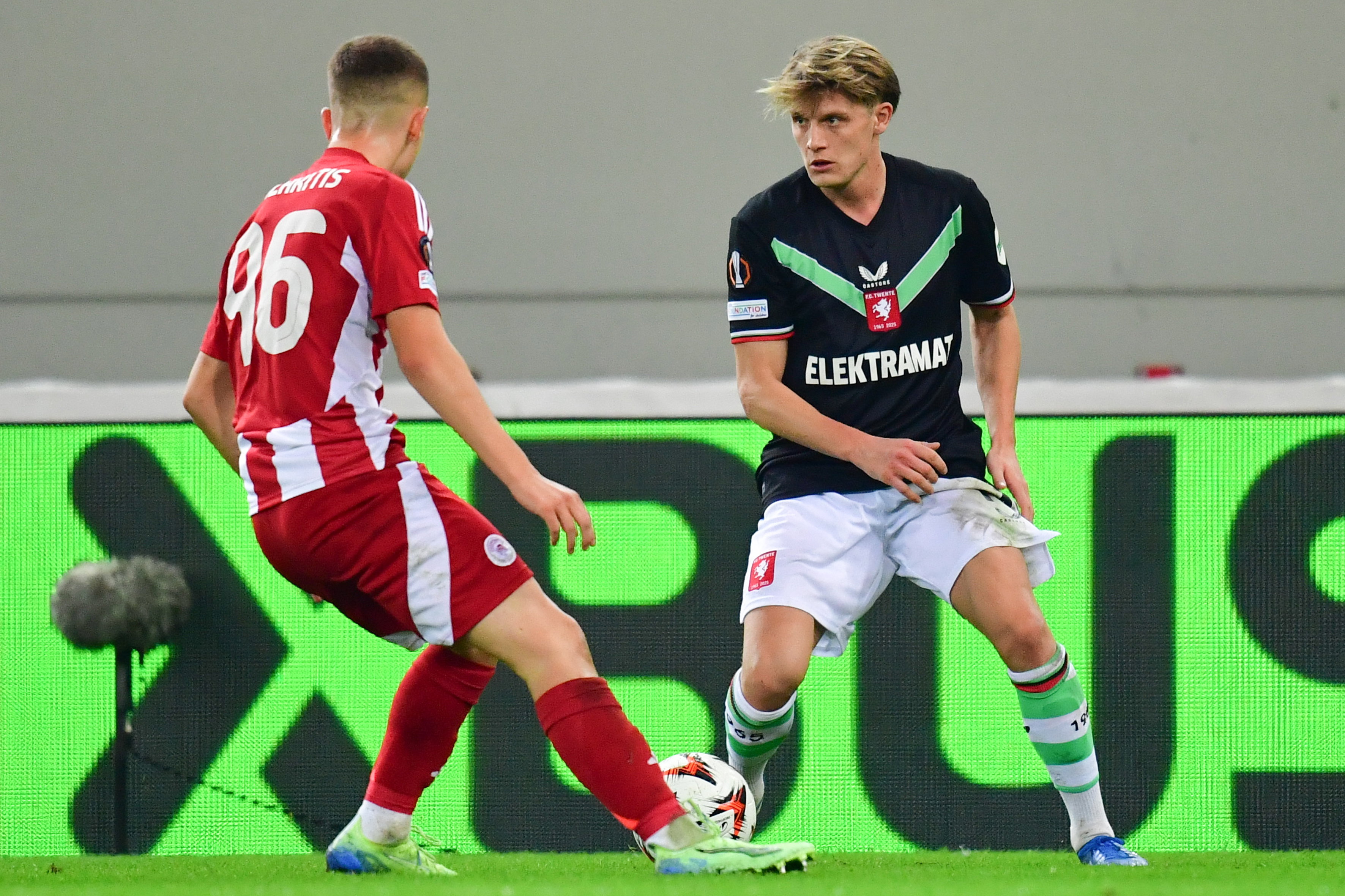 Sem Steijn tegen Olympiakos