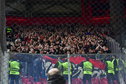 FC Twente-supporters in het uitvak bij Olympiakos