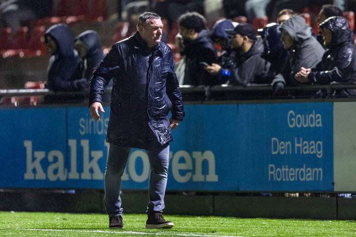 Ron Jans tegen AFC