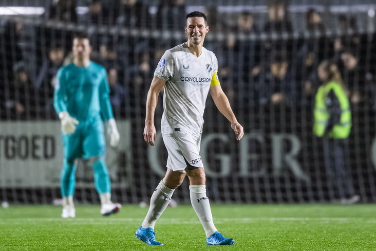 Nick Viergever tegen AFC
