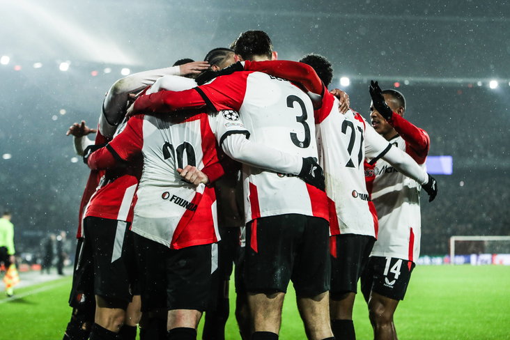 Feyenoord wint in de Champions League van Bayern München