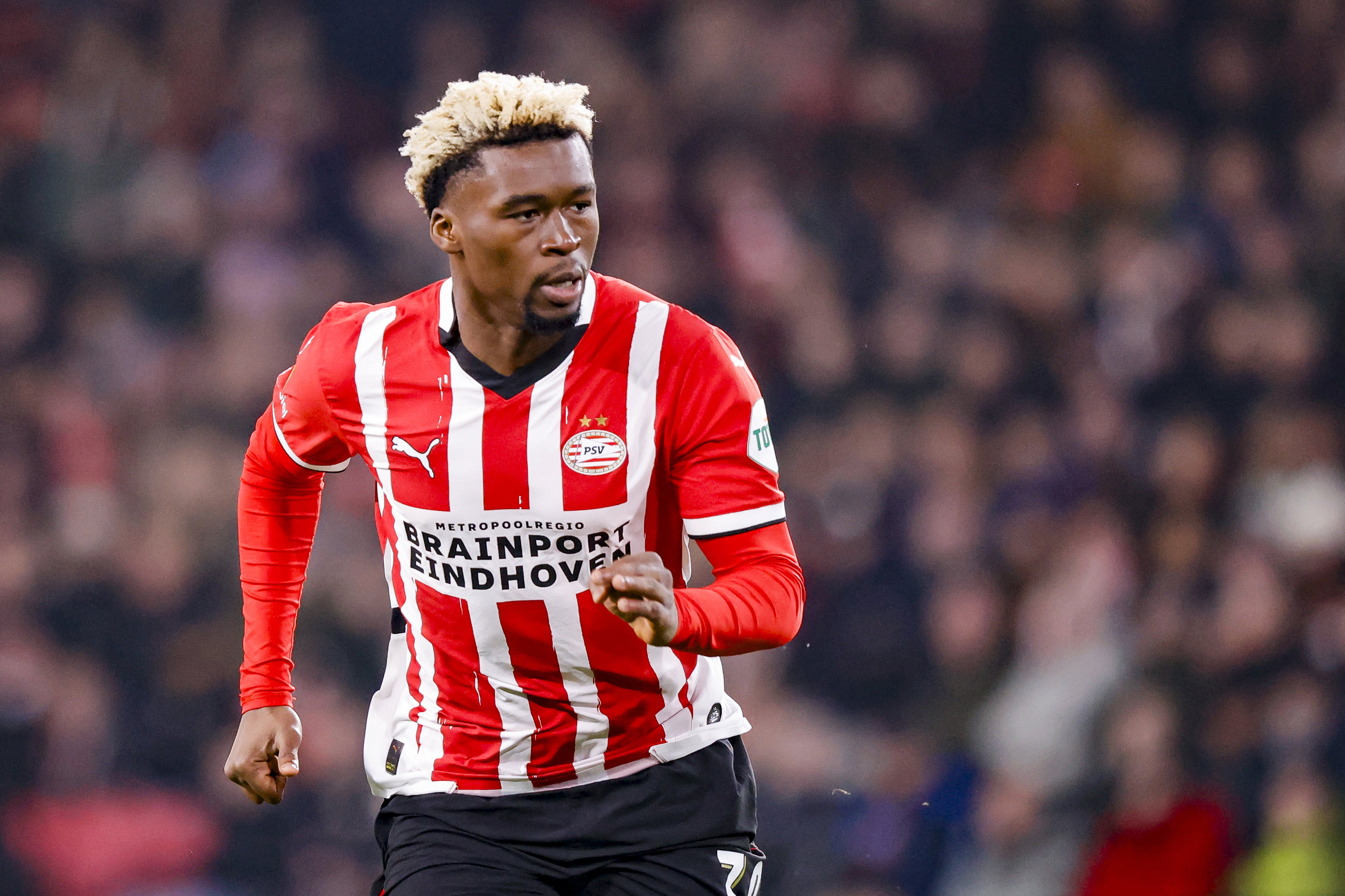 Adamo Nagalo tegen Feyenoord