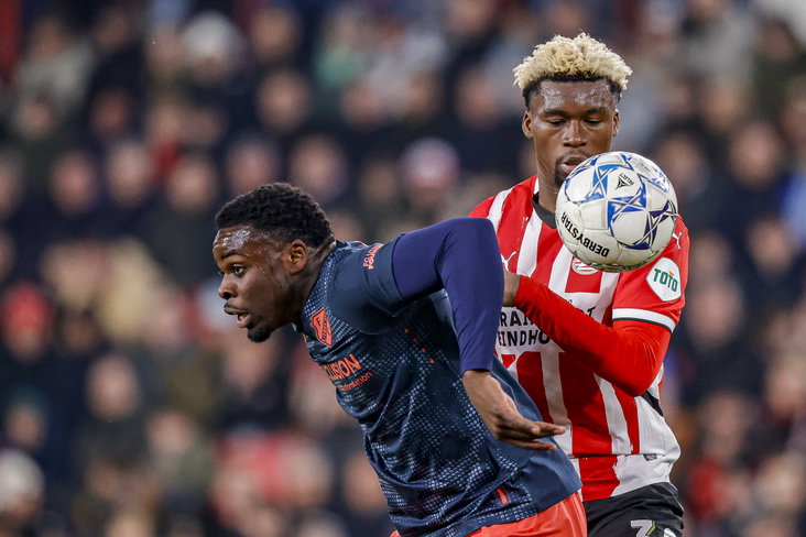 Noah Ohio in het Phillips Stadion tegen Adamo Nagalo