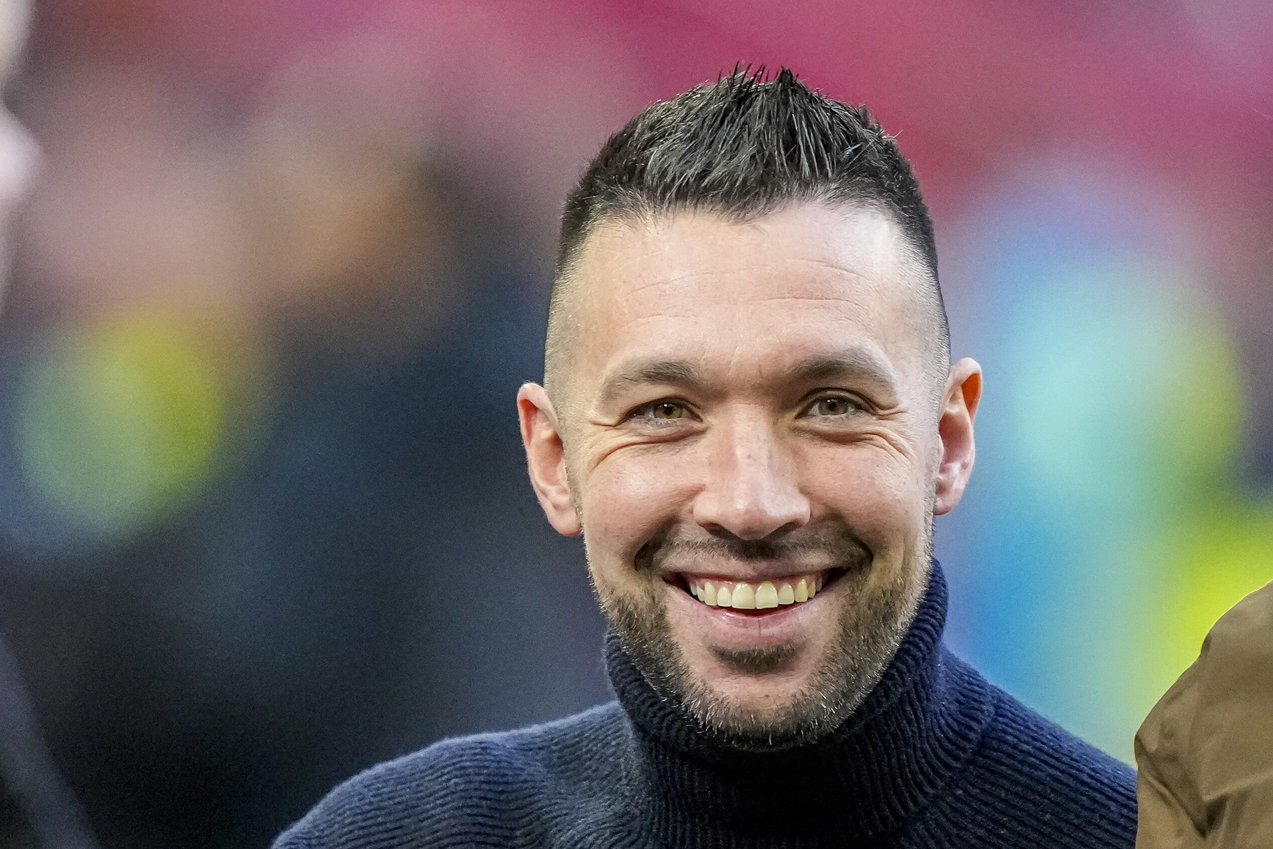 Een lachende Francesco Farioli
