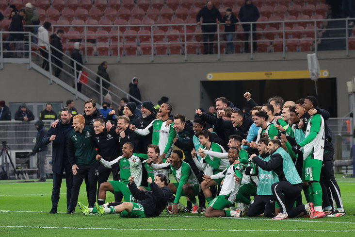 Feyenoord viert feest in Milaan